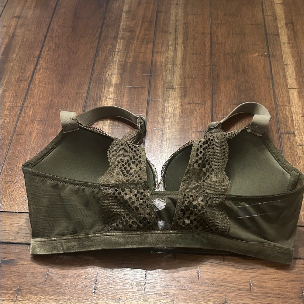Victoria's Secret Olive Lace Bra 36C EUC - Picture 6 of 6